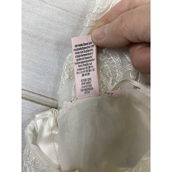 VICTORIA'S SECRET Slip Dress Lingerie XXL White Lace Strappy Back Halter - Picture 9 of 12